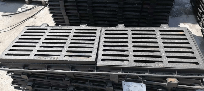 新竹镇球墨铸铁连体双篦展示